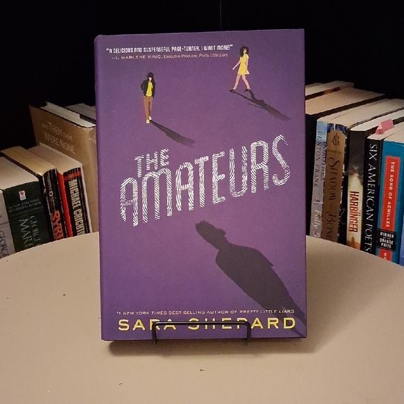 hardback Other - The Amateurs Book by Sara Shepard